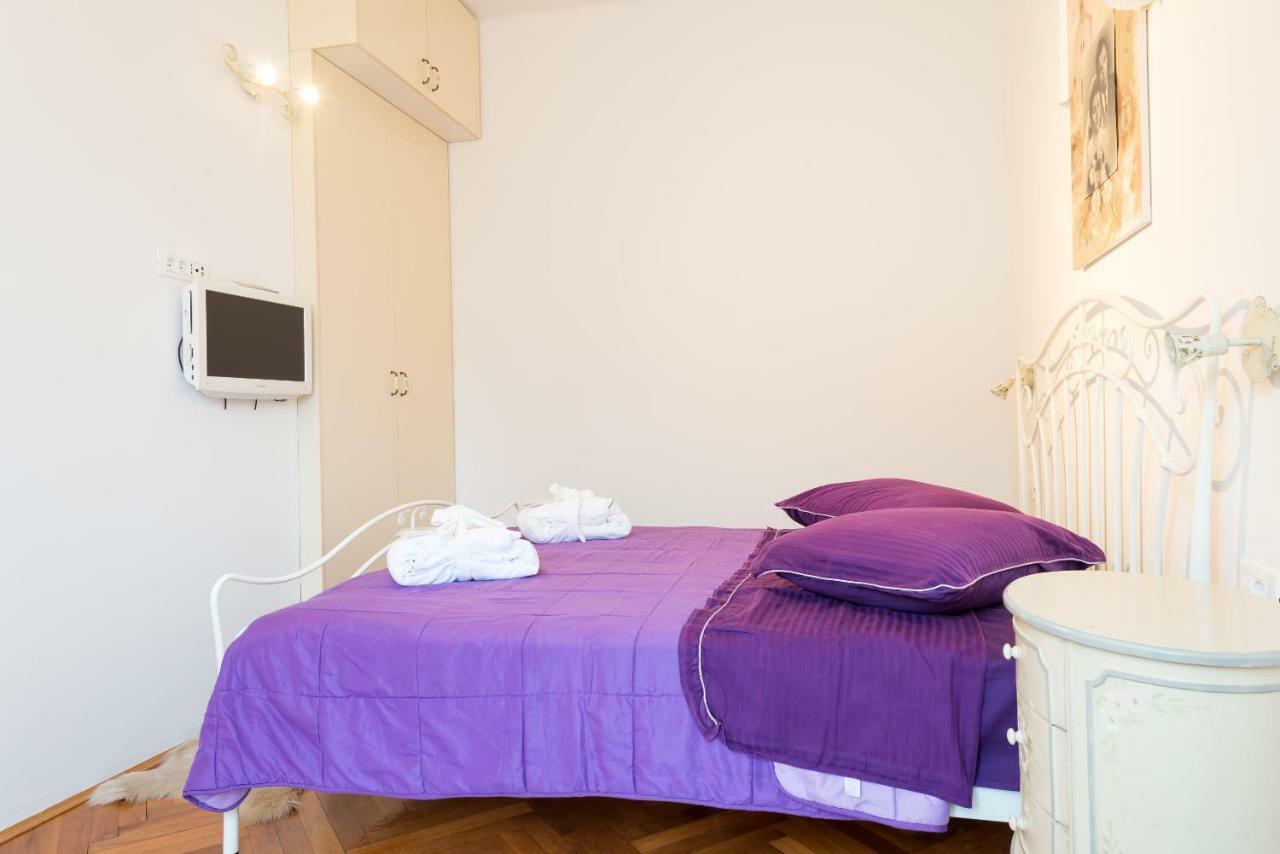 Apartment Elegant & Enchanting - At Old Town Entrance - *