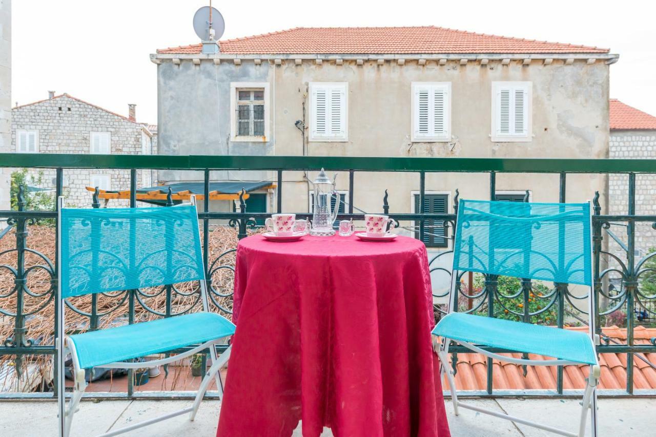 Elegant & Enchanting - At Old Town Entrance - * Dubrovnik